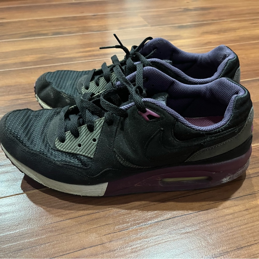 Nike Air Max Light ‘Black Mulberry’ Sz 9.5 Men’s